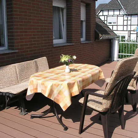 Ferienwohnung Am Deister Mit Grossem Balkon Springe Exterior photo